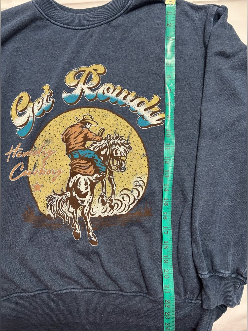 HRT & LUV Los Angeles Vintage inspired “Get Rowdy” Sweatshirt - Like New - Picture 9 of 9